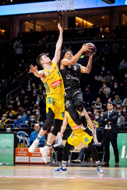 西的体育文 西的体育文