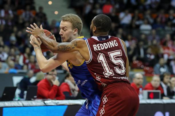 包括总统和 包括总统和